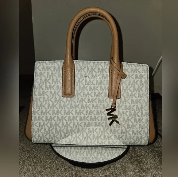 Michael Kors Cream and Tan Satchel Bag - Picture 3 of 14
